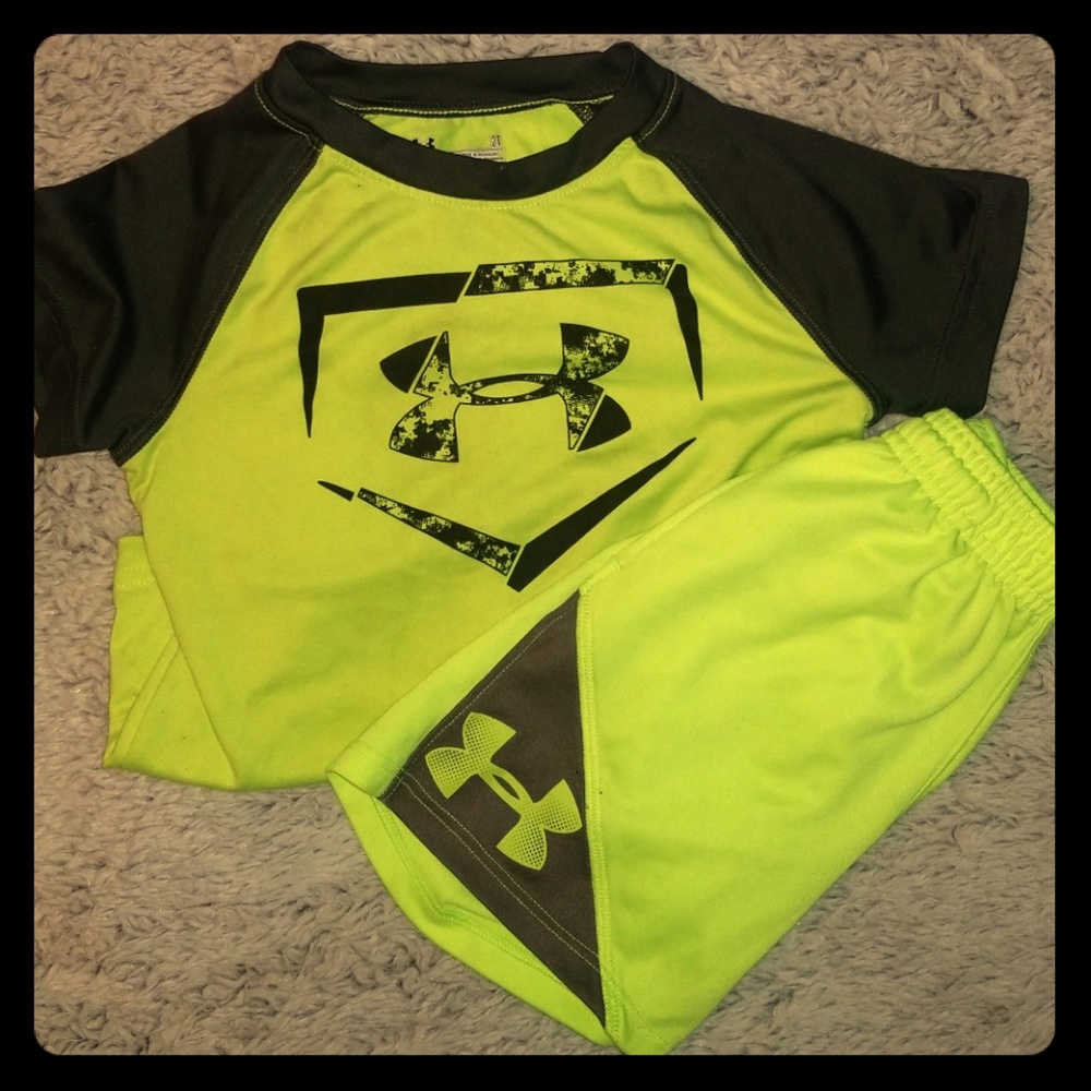 ✂️✂️ Clearance ✔ Under Armour boy short set